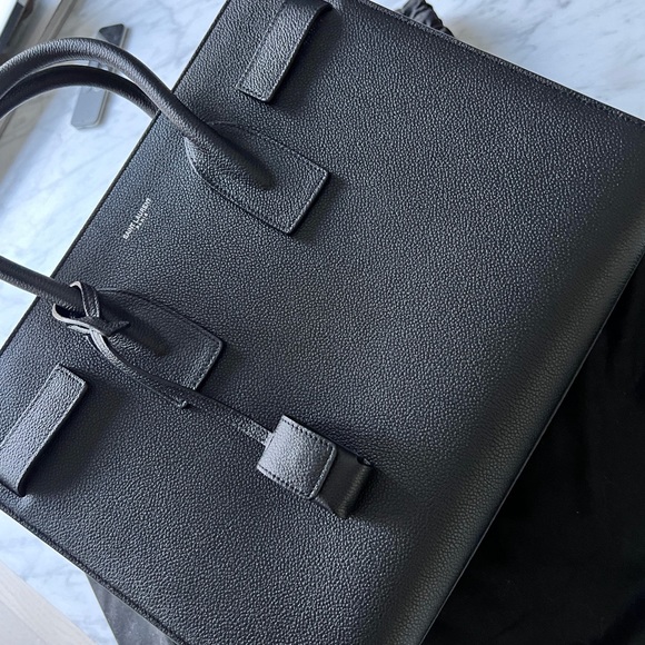 Saint Laurent Small Sac de Jour Black Grainy Calf - Picture 4 of 9